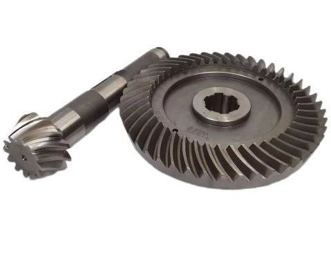 Kleine spiraalvormige hoekige bevelversnelling CNC-bewerking Transmissiewiel Hypoïde pinion