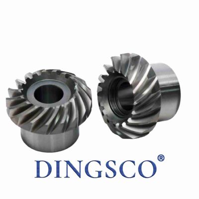 Precision Helical Tooth Gear Hobbing Power Turret Grinding Gear met ISO 4-6 Grade nauwkeurigheid en Gleason tandprofiel